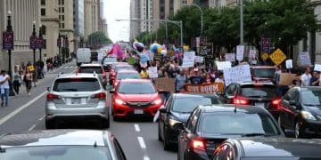 Immigration policy rallies disrupt major city traffic